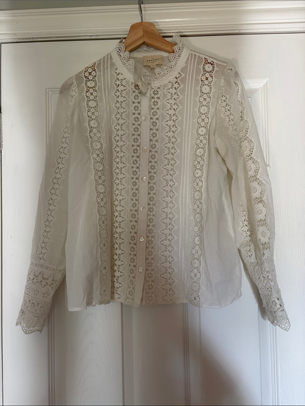 Lace-Trim Ivory Button-Front Women's Blouse